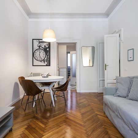 Primopiano - Monte Nero Lägenhet Milano Exteriör bild