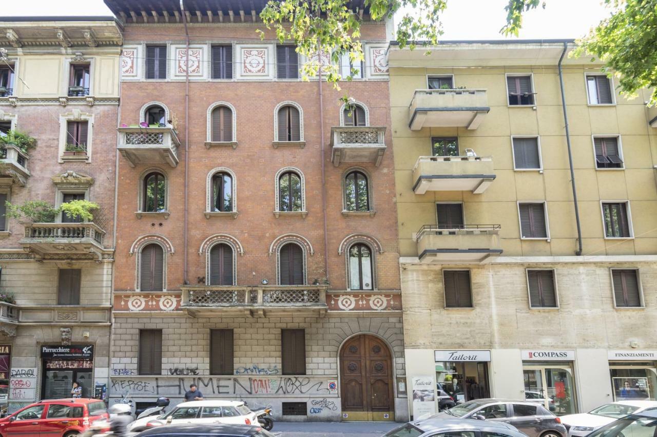 Primopiano - Monte Nero Lägenhet Milano Exteriör bild
